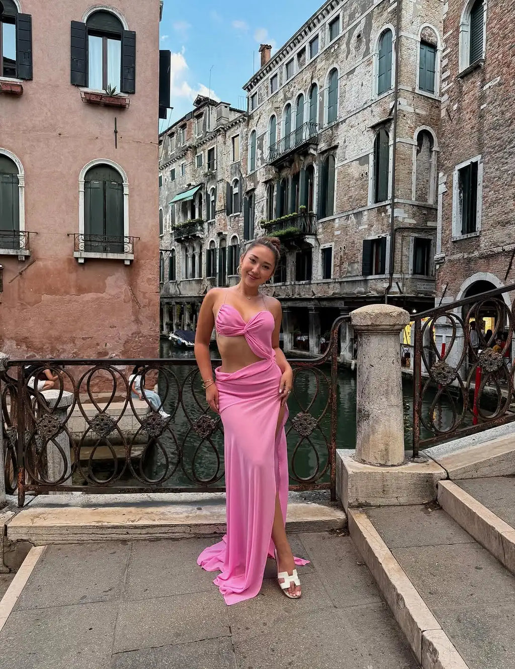 Solid Irregular Pleated Maxi Dress Women Sexy V-neck See Through Midriff-baring Slim Long Dresses 2025 Lady Evening Party Gowns