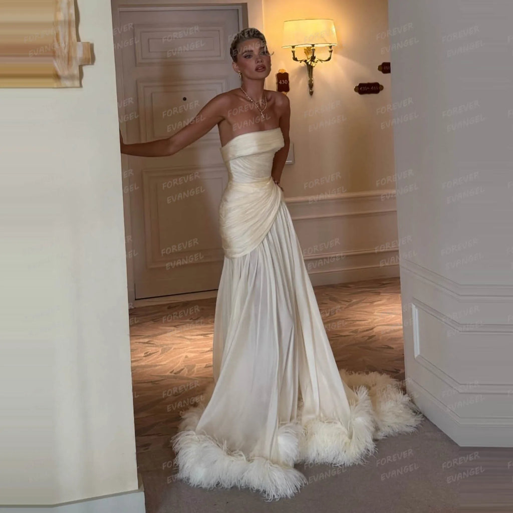 Simple Wedding Dresses A Line Woman's Feathers Sexy Strapless Backless Party Bride Gowns Formal Customized Vestidos De Novia